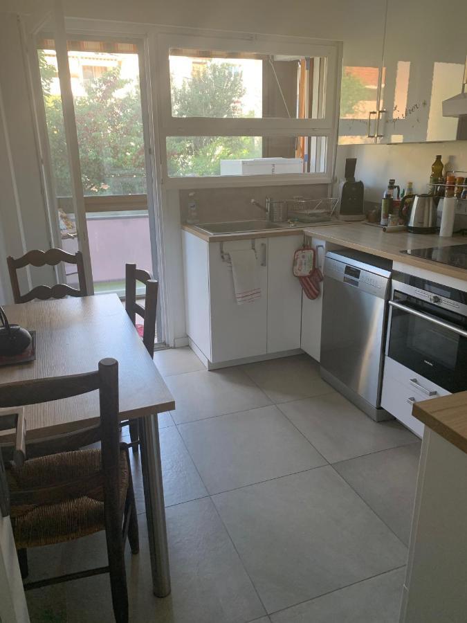 Apartment Pour 6 Personnes A Proximite De La Gare Sncf *