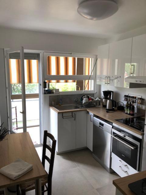 Apartment Pour 6 Personnes A Proximite De La Gare Sncf Toulon